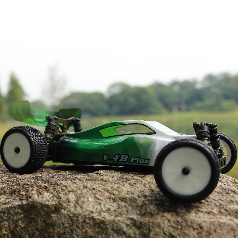 Carraigeacha 1/10 Leictreach 4WD Bratach gan ualach gan charr RC le fíochán miotail