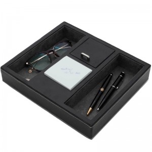 Tráidire na nGlasán Leathar Dubh