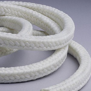 Pacáil ghraifí le coirnéil snáithín carbóin