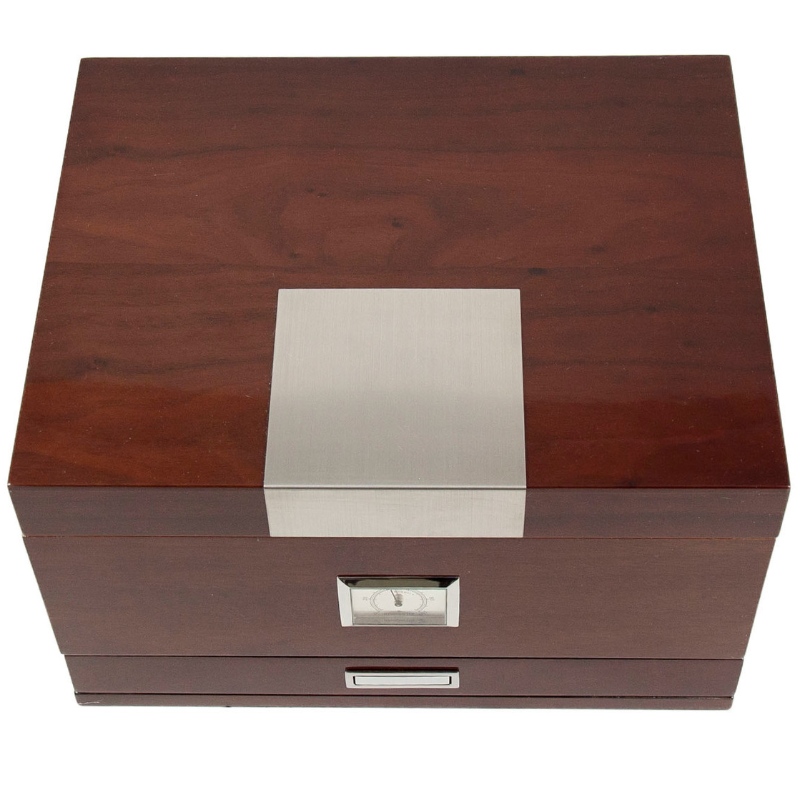 Walnut Cigar Humidor le drawer