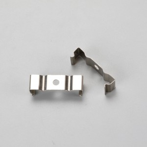 Próifíl alúmanaim faoi stiúir le caipíní cumhdaigh PC agus fáiscíní gléasta le haghaidh stríoc LED