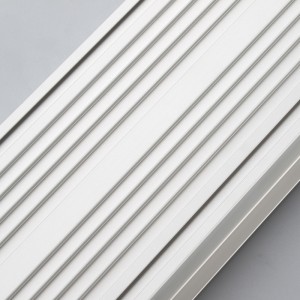 Próifíl alúmanaim faoi stiúir le cruth PC diffuser flat