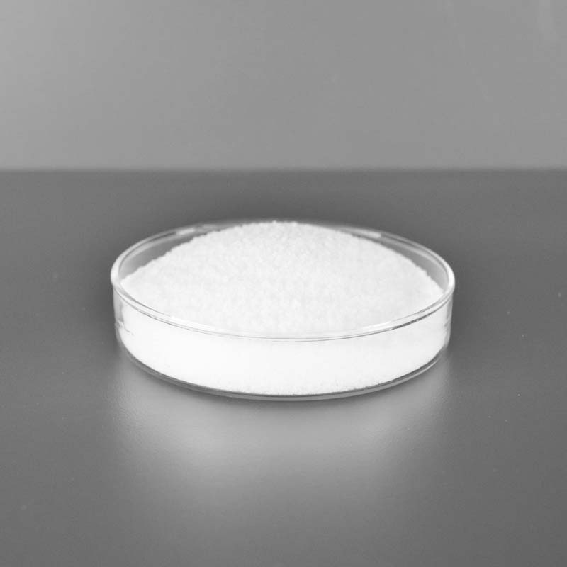 Polyacrylamide flocculant cationic do Chóireáil Fuíolluisce