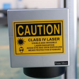 Meaisín Eangaithe Snáithín Láimhe