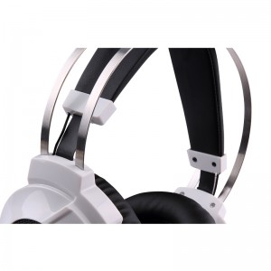 2018 déanta i gcluasáin ríomhaire 3.5mm sa tSín