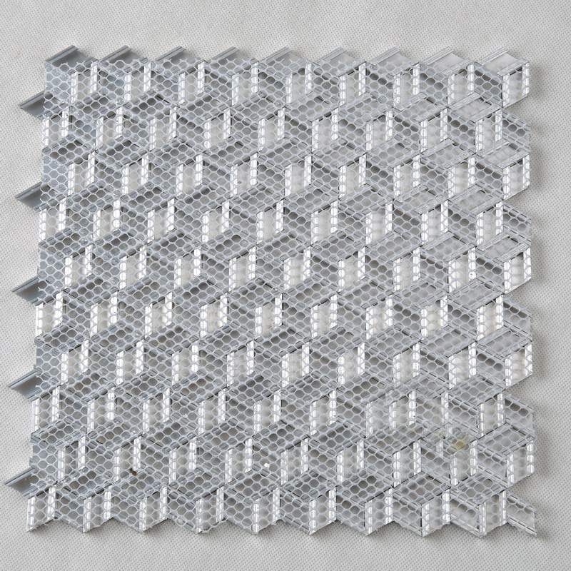 Éifeacht 3D Cruth Diamond Silver Bán Alúmanam Heicseagán Tíleanna Mósáic Do Bhalla Maisiúcháin