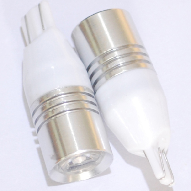 Bolgáin solais uathoibríoch T15 5W CREE