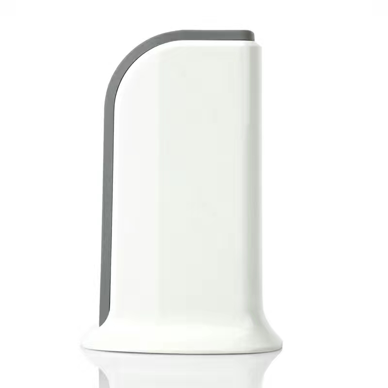 Cuibheoir AC KPS-8405LC Sé USB (le Cábla AC Inscortha)