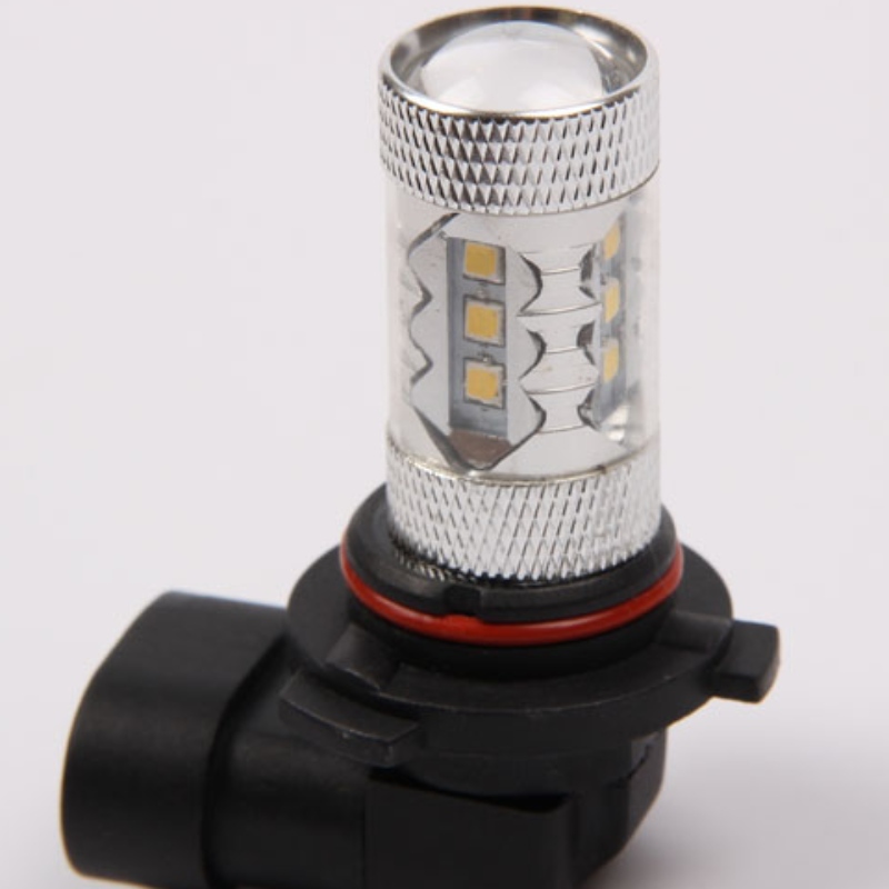 cumhacht ard 15W SamSung carr faoi stiúir soilse HB4 9006 lampa ceo faoi stiúir solas éadrom