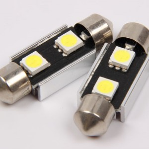 saor ó earráid canbus 5050 2smd 29mm 31ú solas féile faoi stiúir 31mm