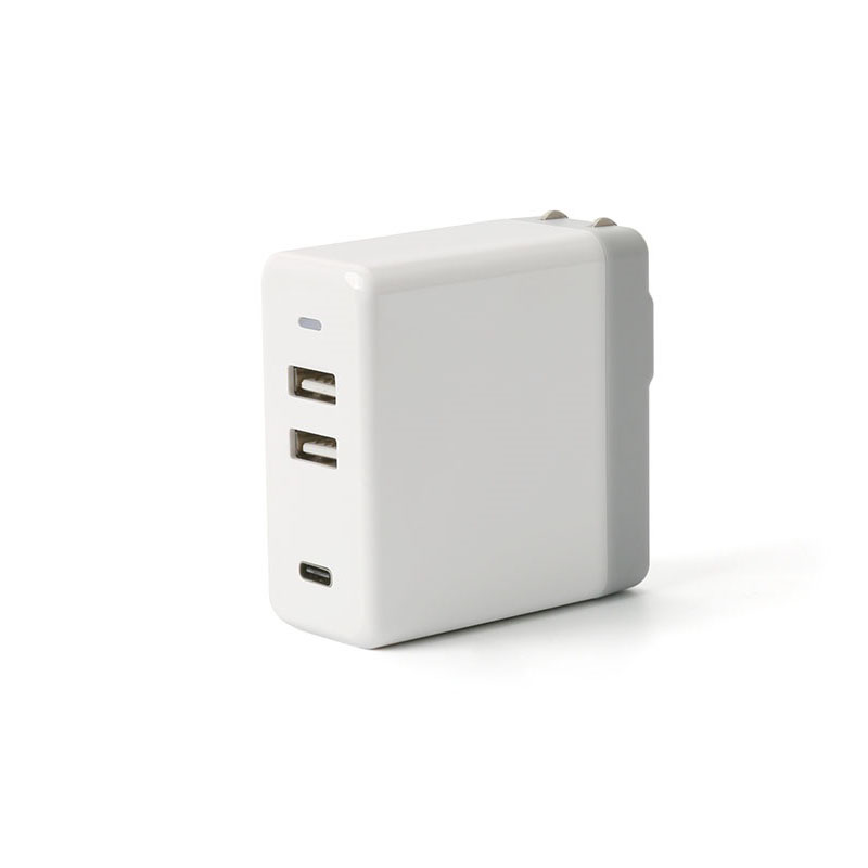 KPS-8407LC typec PD + Dhá Adapter AC USB Ports (Breiseán SAM / AE)