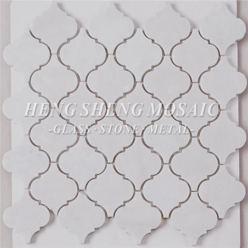 HSC43 Carrara Bán Cloch Marmair Nádúrtha Sliochtán Snáithín Uisce Sreabhán Múnlaithe le haghaidh Backsplash Cistine Balla Urláir Seomra Folctha