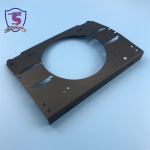 Clúdach miotail leatháin leictreonaigh cruach