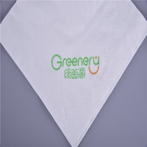 clóite saincheaptha 1/4 Off Naipcíní páipéir dinnéir faoi dhó