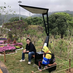 Binse Fógraíochta Cliste Lasmuigh Binse Gréine le Soilsiú faoi stiúir