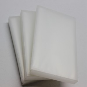 Albam plaisteach trédhearcach do mhéid éagsúil