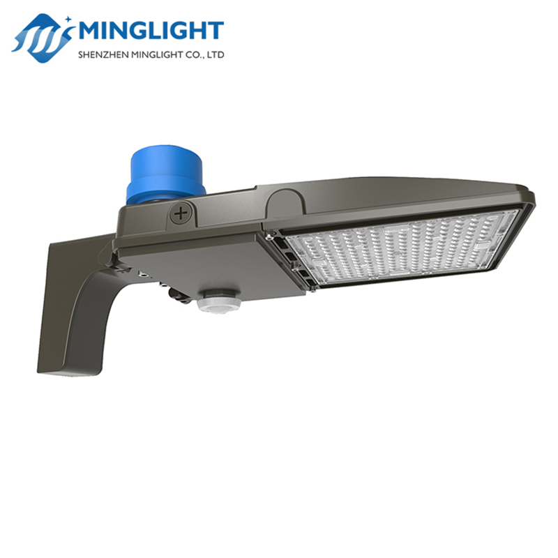Faoi stiúir Páirceála Lot Light PLB 75W