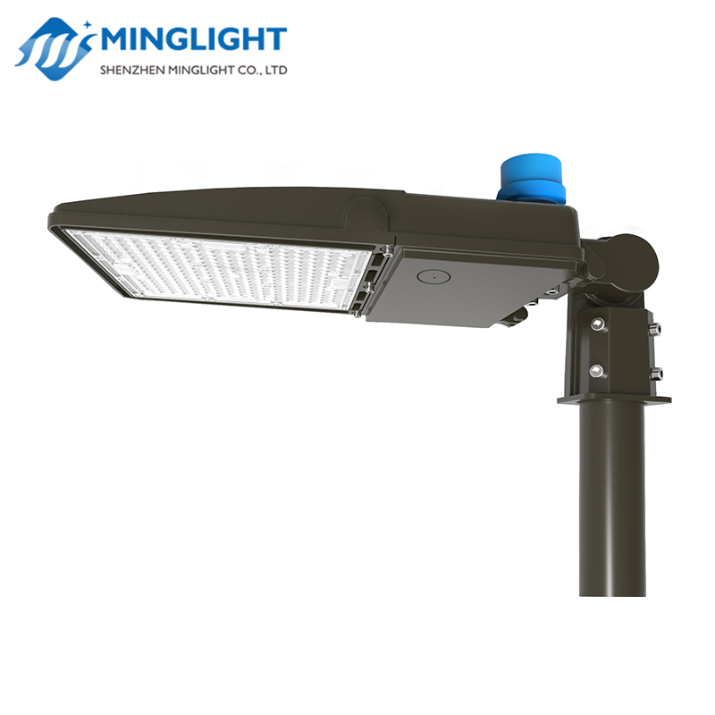 Faoi stiúir Páirceáil Lot Light PLB 150W