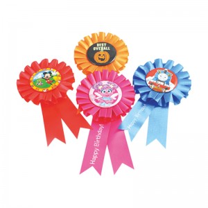 Suaitheantas Ribín Máthair Lá Páirtí Breithlá Bain úsáid as Suaitheantas PIN le biorán sábháilteachta