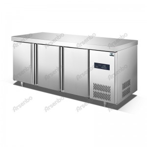 Cistin thráchtála dearadh sóla faoi bhun suíochán inoibritheach cuisneora reoiteora le haghaidh pannaí bácála 400 * 600mm