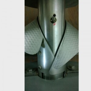 Iarcholún mála saincheaptha deartha