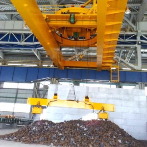 Crane Oscailte Double Girder le Electromagnet