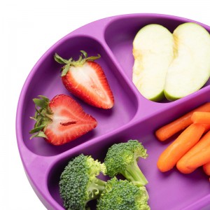 Plátaí Dinnéar do Bhabaí Bhabhta de chuid an tSuímh a sheasann in aghaidh teasa