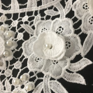 Collar muineál teachta nua le lása appliqué coirníní