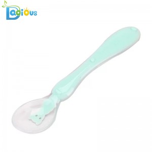 Smaointe Táirgí Nua Smeach Spúnóga Leanbh BPA Saor ó Thaibhsí Spúnóg Spúnóg Silicone Bia Spúnóga Linbh Grád Silicone