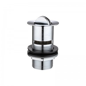 Valatud äravoolutoru üleujutatud piltpump lörtsitud vesikonna jäätmed