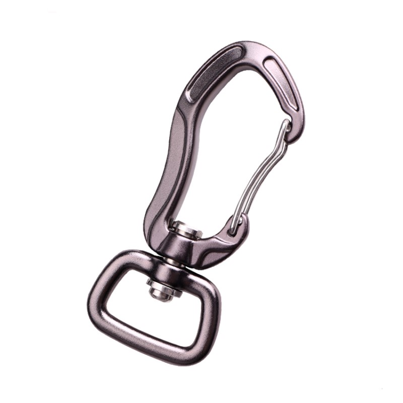 Hook Allamuigh dreapadóireachta campáil príomh ghlais Cruach dhosmálta slat earraigh carabiner ilfheidhmeach carabiner lasmuigh ghabháil ghasta trealamh titim ghlas glas sábháilteachta le cromáin ainmhithe clips fáiscíní madra eitlíocht cóimhiotal alúmanaim