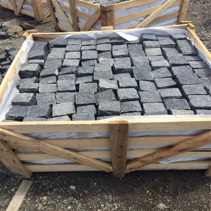 Cloch dhosmálta pábhála basalt