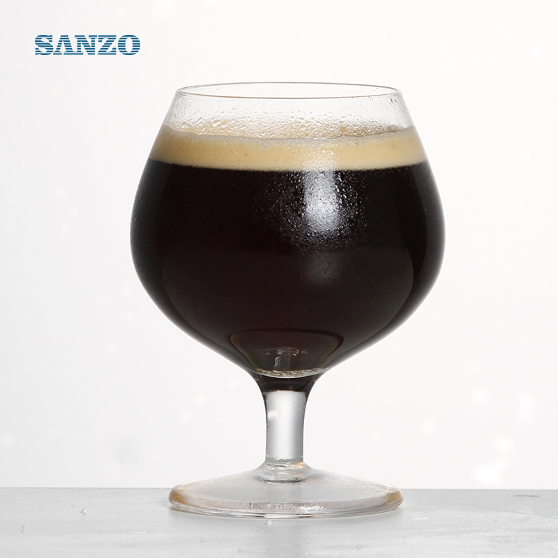 Gloine Beoir Sanzo Bar Beoir Gloine Saincheaptha Beer Gloine Gloine Phearsantaithe