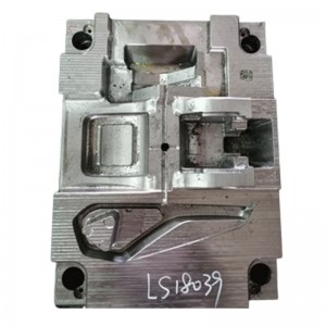 Nochtann an crios sábhála an clúdach