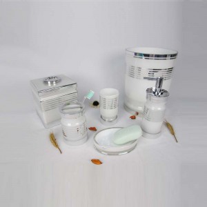 Bán galánta le seomra folctha gloine líne gloine