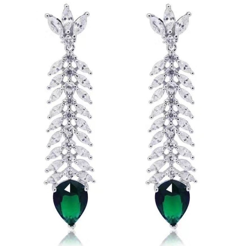 Earrings cluaise mná zmconia ciúbach emerald airgid sterling sintéiseacha