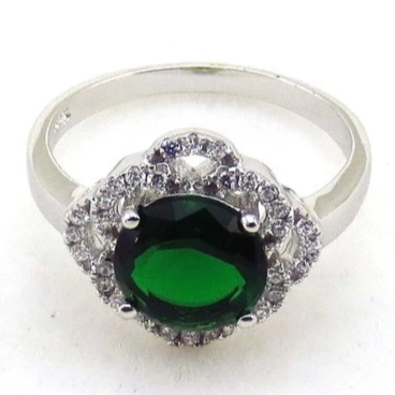 Fáinní rannpháirtíochta na mban fáinní ciúbach zirconia fáinní emerald sintéiseacha