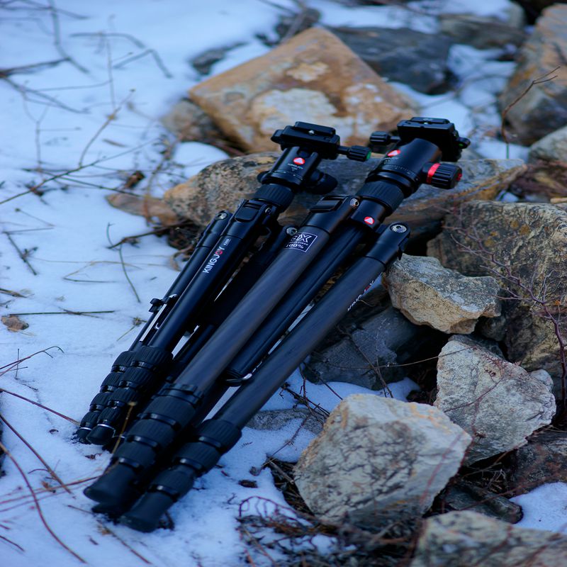 Kingjoy K3208 Sraith Taistil Tripod Carbóin Fiber le Ceann Ball QH20
