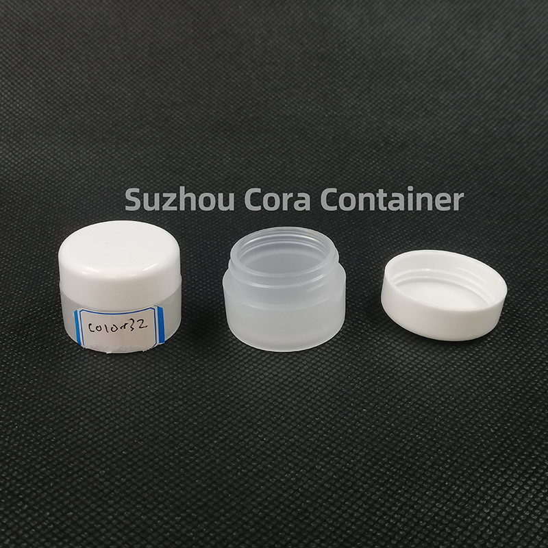 10ml Neck 28mm Lemmiklooma kosmeetiline plastpudel kruvikorgiga