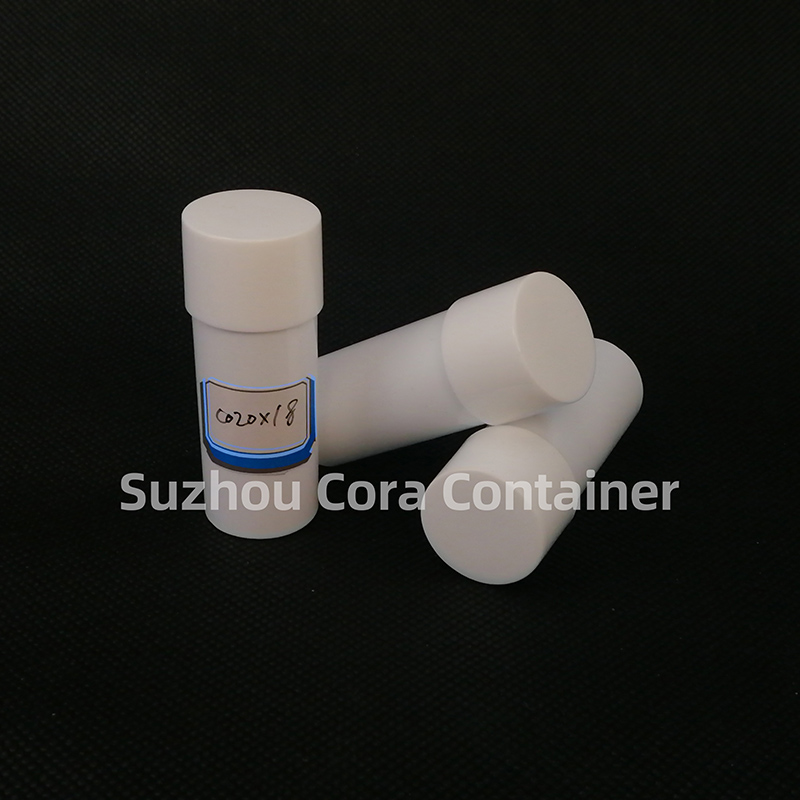 20ml Kaela suurus 18mm Lemmiklooma plastne kosmeetiline pudel kruvikorgiga