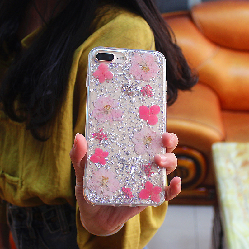 Titeann glittery TPU + PC cás fón póca gliú le bláth istigh de láimh do iPhone 6 Plus / 7 Plus / 8 Plus