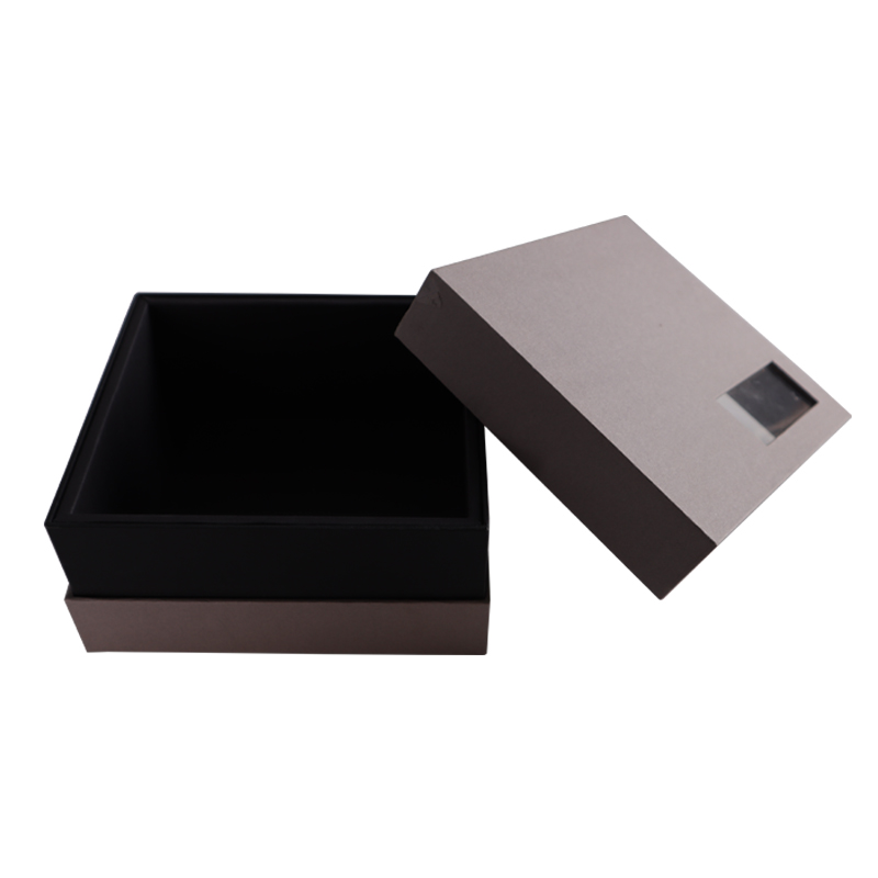 Bosca Clúdach na bhFlaitheas agus na Cruinne Saincheaptha Bosca Bronntanais Superior Flannelette