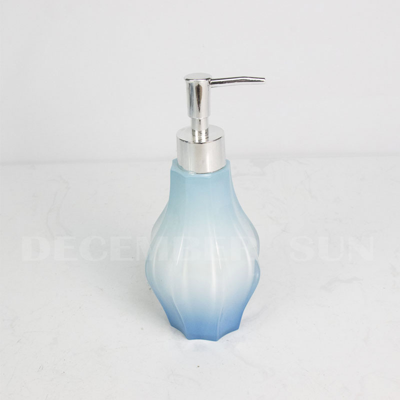 Dáileoir lóis gallúnach seomra folctha nua-aimseartha roisín