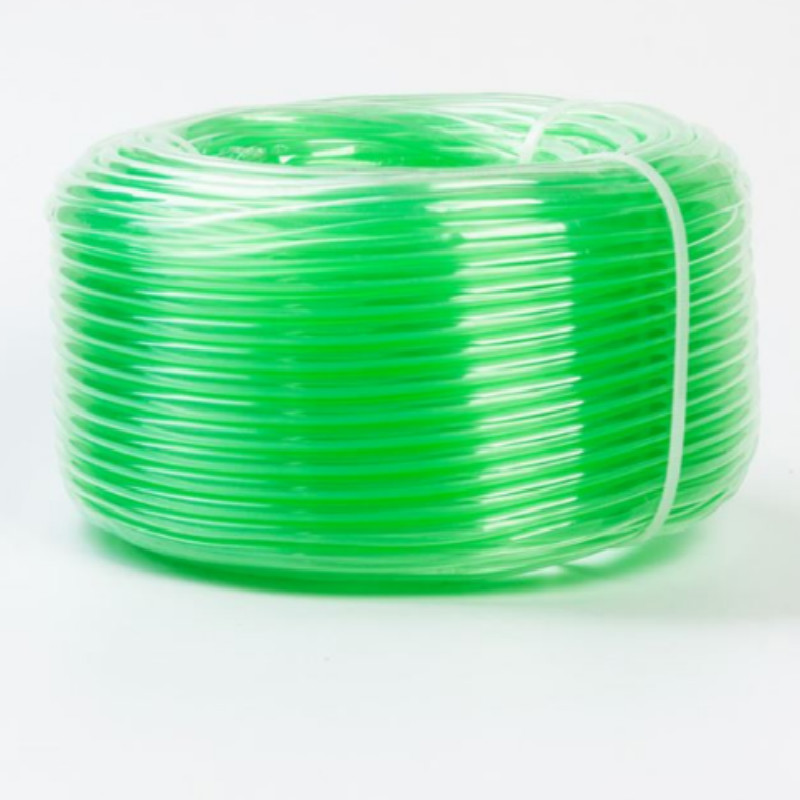 Píobán bog solúbtha trédhearcach trasnparent le haghaidh uisce leachtaigh