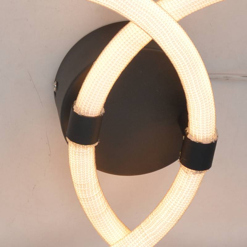 LED-lagulamp, millel on kaksik-C akrüültoru
