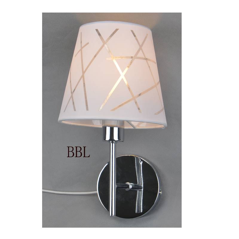 Seinamatern, millel on riidevari