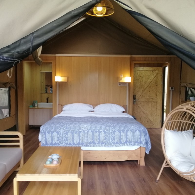 Kuum müügifaktor Hind veekindel PVC ja Canvas Luxury Safari Glamping Tent for Camp