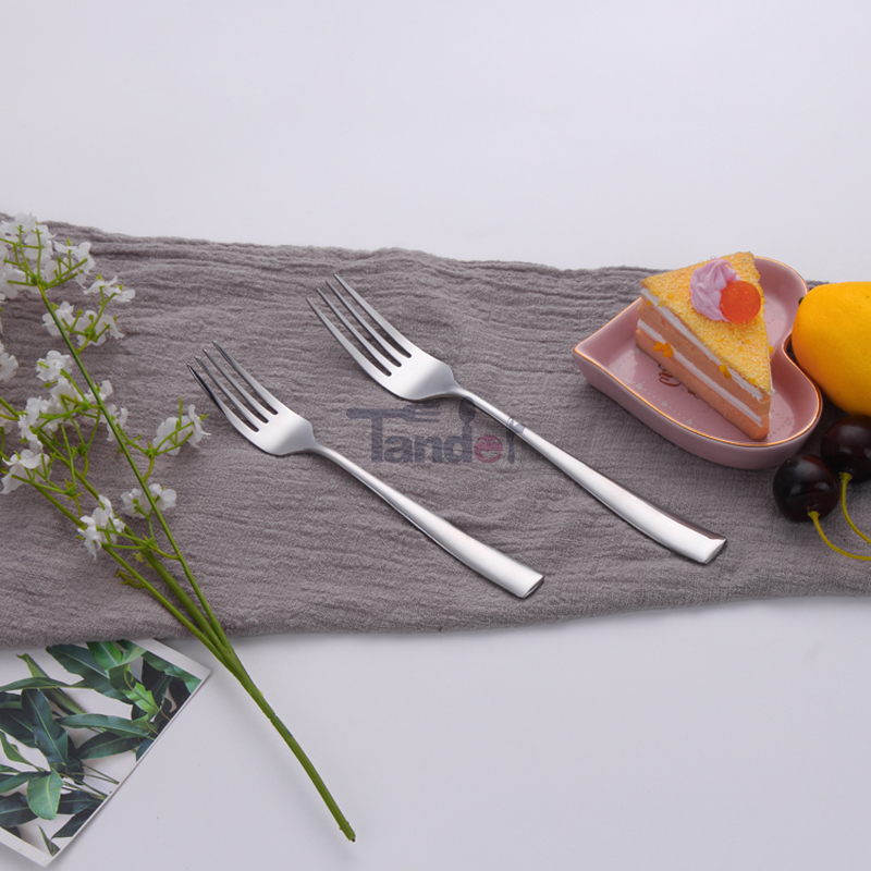 tacar airgid flatware cruach dhosmálta 18\/0 stóráil sceanra