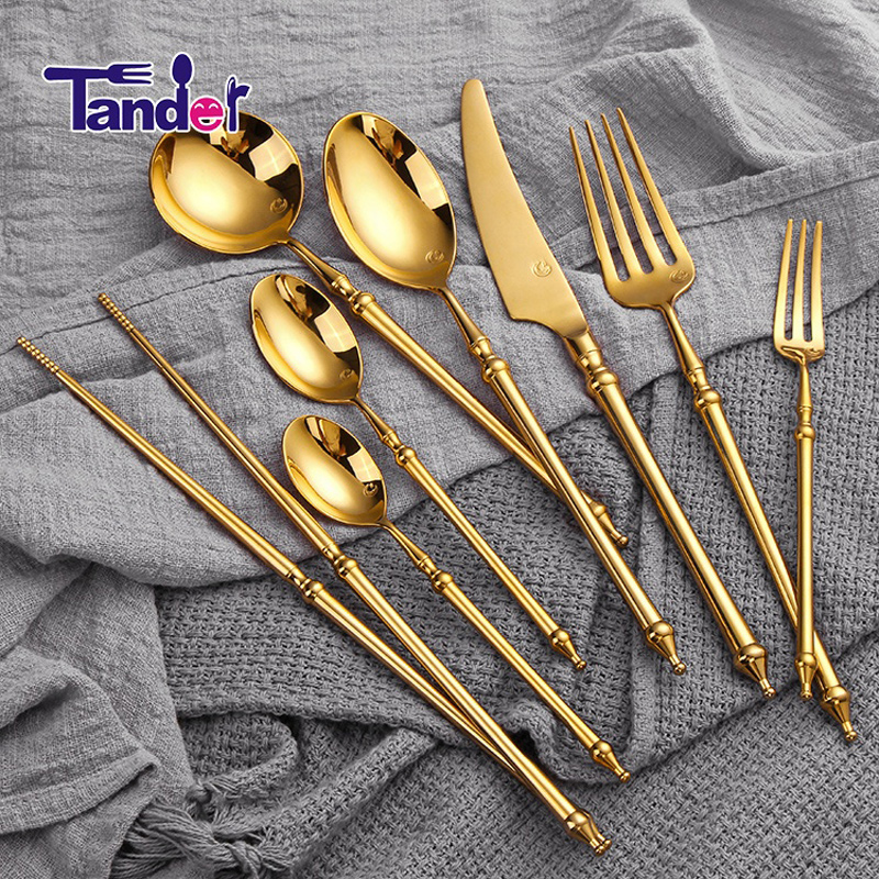 fashinal Tander stíl bhaile nua cruach dhosmálta earraí Eorpacha flatware tacar sceanra miotail inox