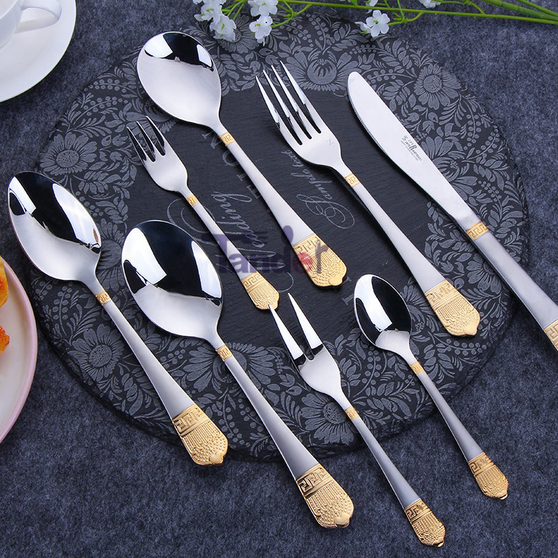 72pcs Royal roostevaba teras flatware gold plakeeritud luksuslikud söögiriistad puidust korpusega